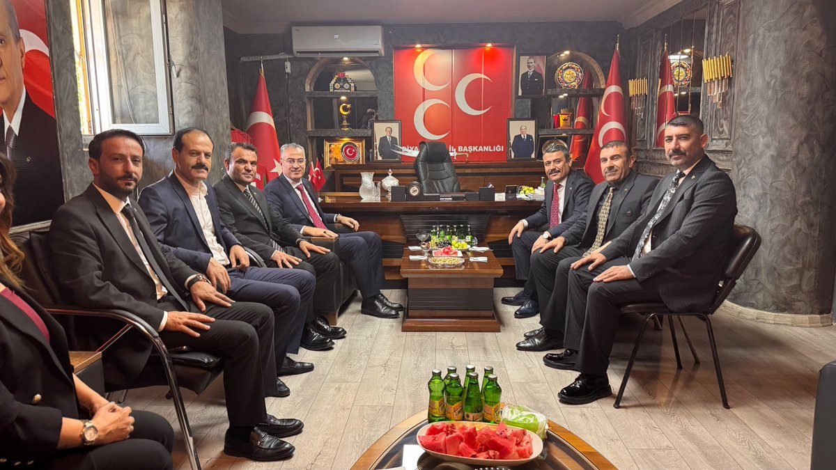 HsnozcoskunMHP's tweet photo. İl Sağlık Müdürümüz Sayın Dr. Emre Asiltürk, bizlere hayırlı olsun ziyaretinde bulundu. Kendisine nazik ziyareti ve hoş sohbeti için teşekkür ediyorum.
@MHP_Bilgi  @dbdevletbahceli https://t.co/sbMBjqL9IW