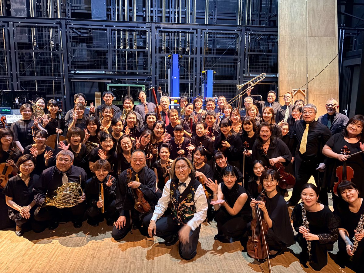 fluteHM's tweet photo. 宮川彬良とグランフィルのスペシャルなコンサート2026！
柳川・北九州・福岡公演が無事終演となりました⭐︎以前より大好きな宮川彬良さんと安利さん。とても充実した毎日を過ごしました⭐︎ありがとうございました☺️ https://t.co/UjDiLpa4Rq