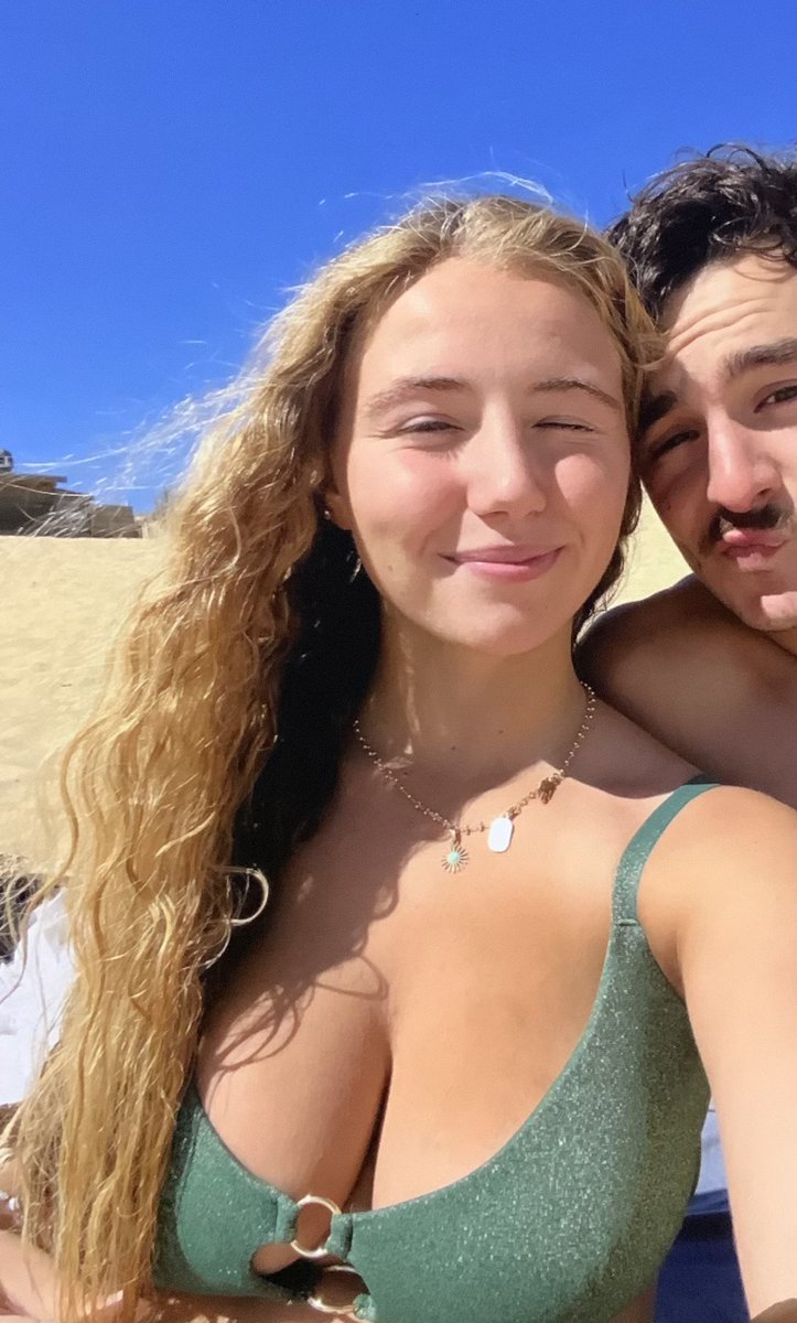 emma542109's tweet photo. RT pour son numéro 

#Soumis
#findom 
#moneyslave 
#fetichiste 
#moneymiss https://t.co/dUqMb24mt0
