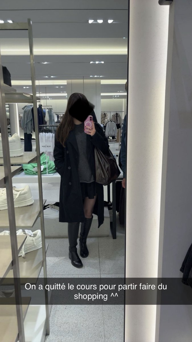 an8ho_'s tweet photo. alors que la vraie uni life c’est ça https://t.co/VBvAOM7OI8