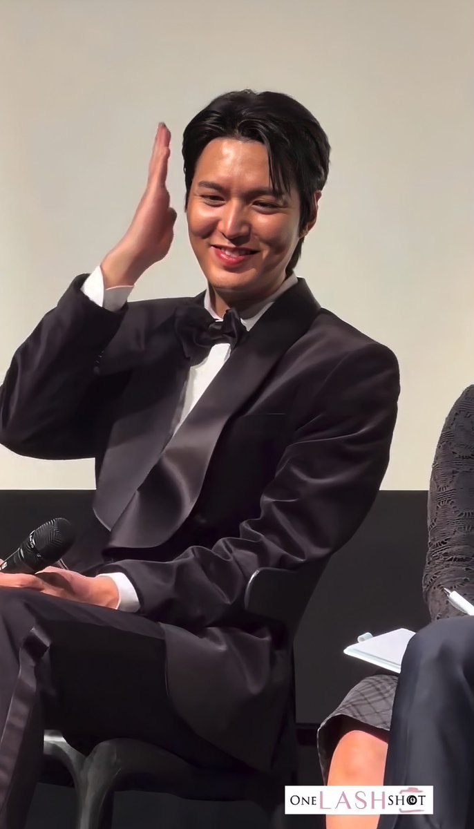 karin3413's tweet photo. #Repost @onelashshot
And just like that… Lee Min-ho oppa is sitting right in front of us after all these years. 😭❤️
Some moments you wait years for — and then suddenly, they’re right there. 🥹✨
Oppa, saranghaeyo! 🫶🏻🇰🇷
#LeeMinHo #TIFF2026 #OneLashShot #theassassins https://t.co/MPSA0HTyQ9