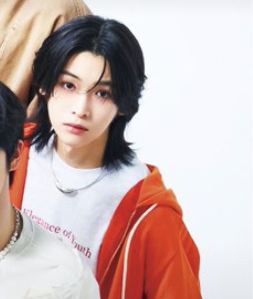 ngarbnl's tweet photo. 首の角度が撮られ慣れてるんだよなぁ。 https://t.co/aItJSICnrr