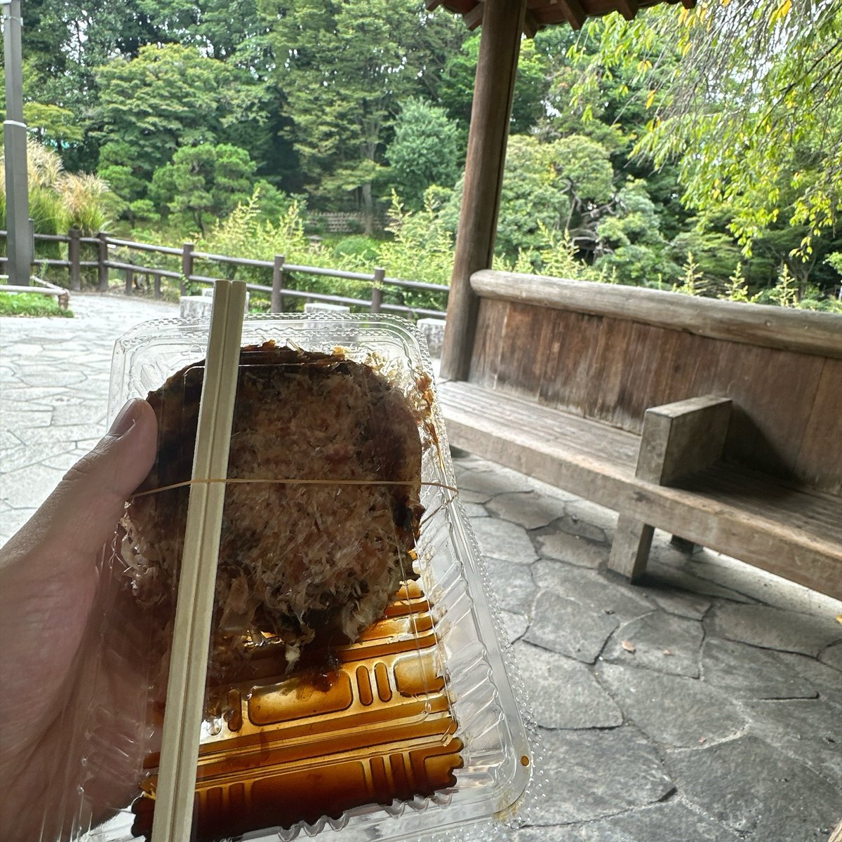Hiroyuk_jp's tweet photo. この前お祭りいってきた
これ500円だけど良心的な価格に見える不思議 https://t.co/u0ykrBUSnt