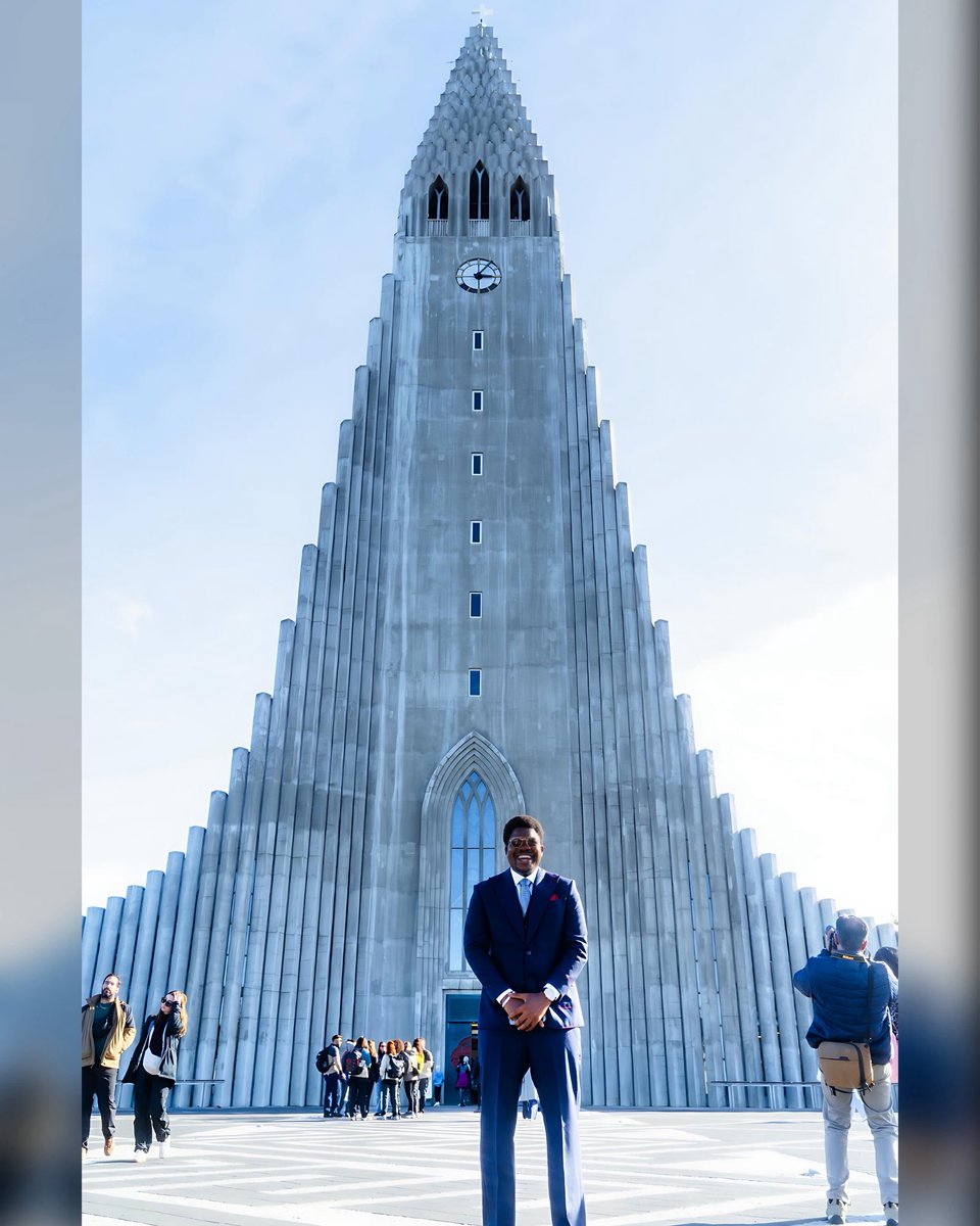mrmacaroni's tweet photo. Iceland 🧊✌🏾 https://t.co/MgAIRdNjAt