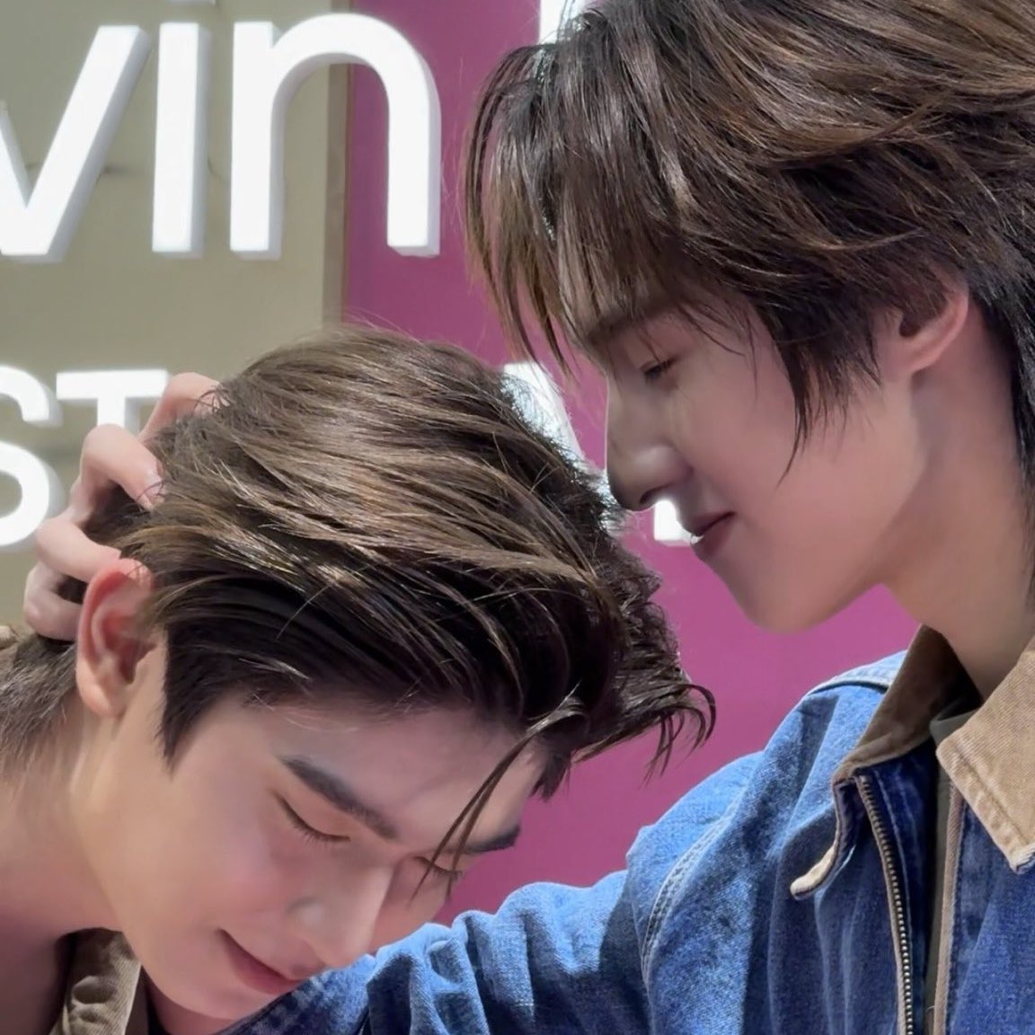 Cattn9y2d's tweet photo. โอ๊ยยยยย～～～～

TMK WITH CALVIN KLEIN
#CKMistsxThomasKong 
#thomaskong #โทมัสก้อง https://t.co/YgIVo4sQL6