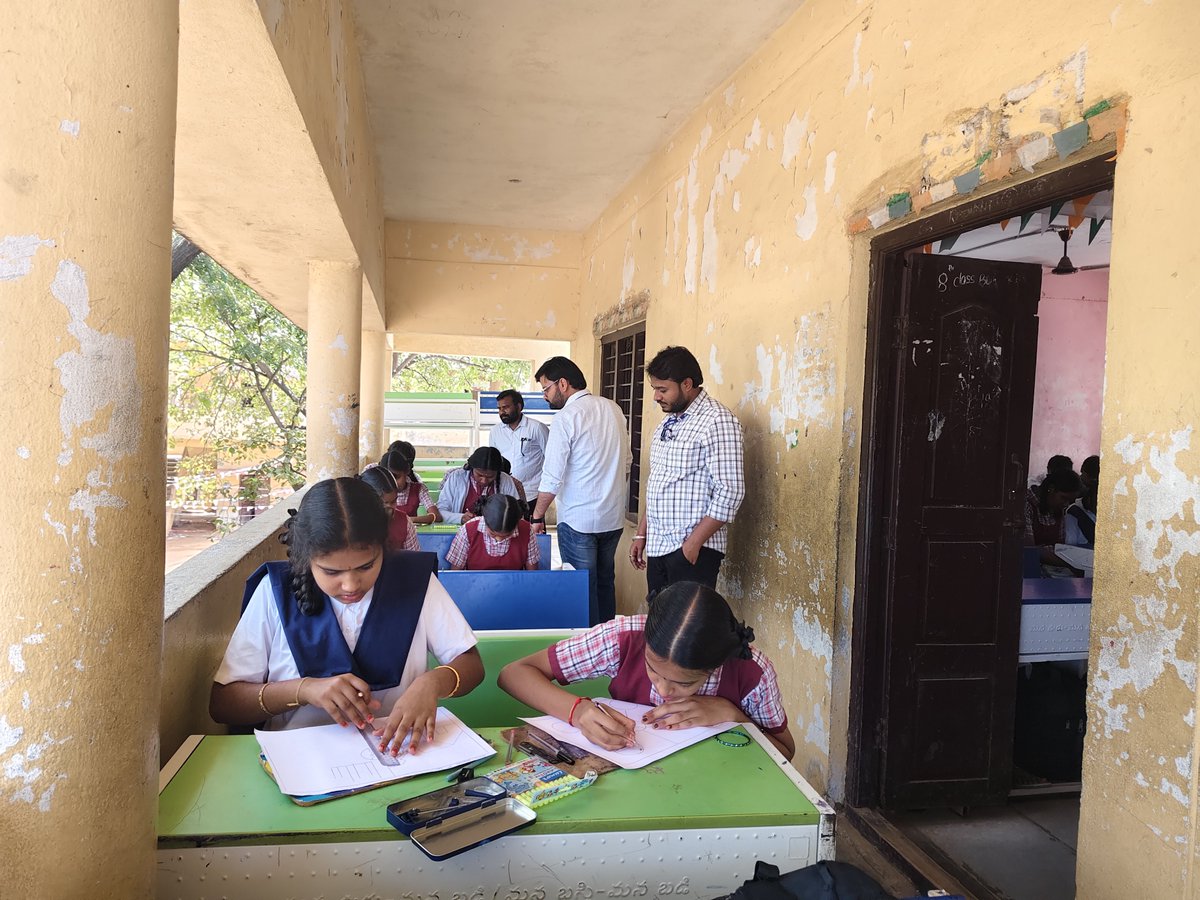 OfficerC1869's tweet photo. Swachhata Hi Seva 2026 | Day 01 – 17.09.2026
Art Competition successfully conducted at ZHPS Government School, Budwel, promoting awareness on cleanliness, hygiene. Enthusiastic participation by children reflected their commitment to the message of Swachhata. https://t.co/MfZfe67oK9