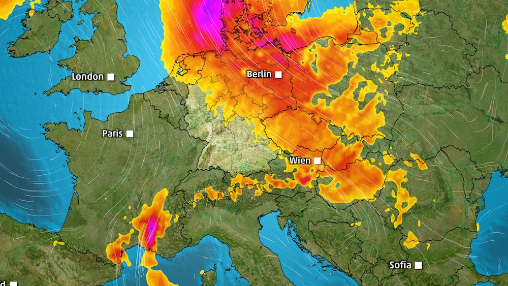 focusonline's tweet photo. Sturmböen bis 100 km/h: Sonntag kippt das Wetter https://t.co/DA7pX3Lbph https://t.co/ab8AsG7IH5
