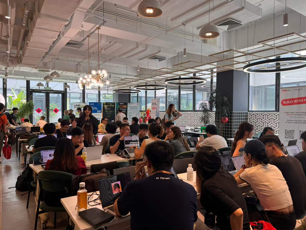 Tutti_global's tweet photo. Tutti Campus Ambassadors — now open 🎓

We met a lot of students at a hackathon hosted by InnoAI HKU last week, and it made us want to be on more campuses.

If you're into AI and like getting people to try new things, you get a free agent plan while you're an ambassador, a direct line to our founder.

DM us "ambassador" with your school and one thing you'd want to build with us!