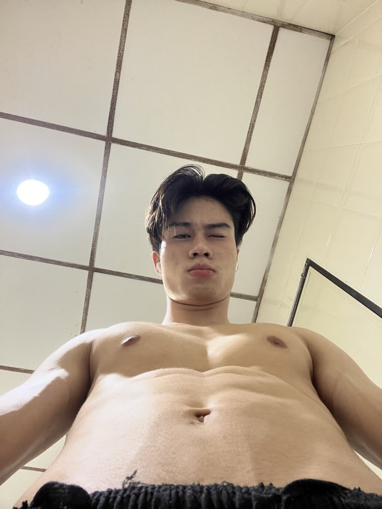 NaTee378tEE's tweet photo. แงง #mlm #อุบล https://t.co/kIg3WbU1tG