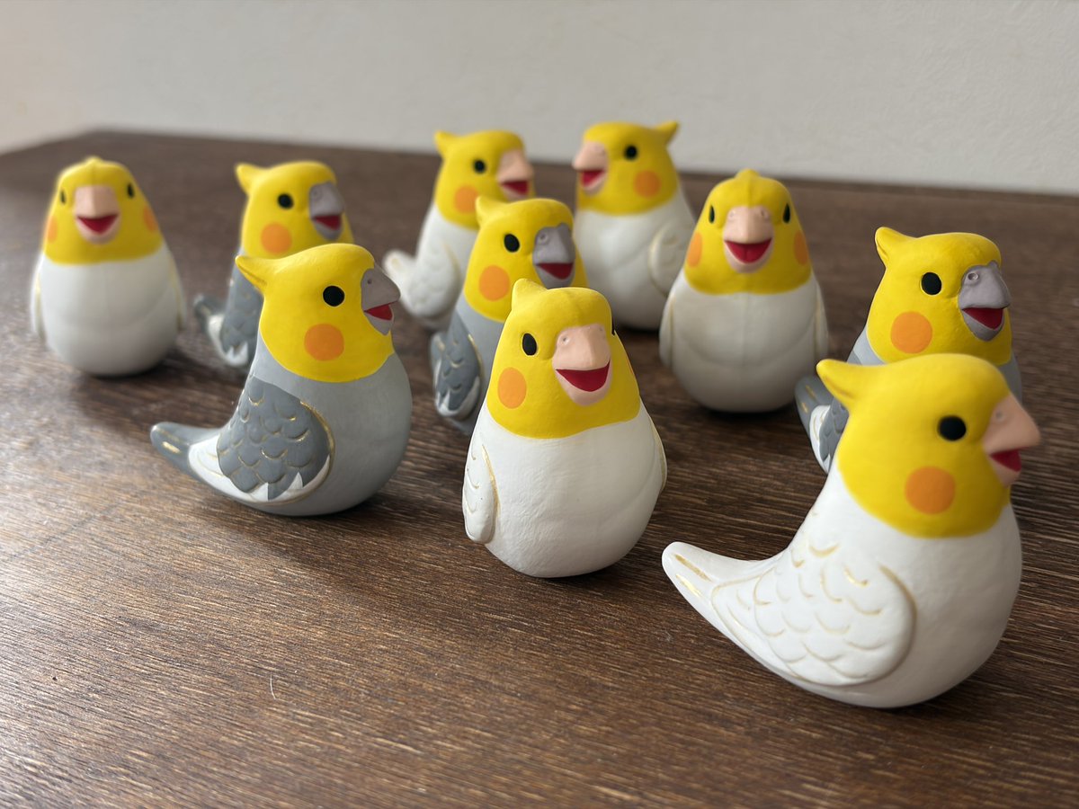 makomo_opipi's tweet photo. クワッとしているオカメインコちゃん達を塗りました
こちらは10月8日から開催のことりバザールに出品します。よろしくお願いします。 https://t.co/TpwhPhBA2e
