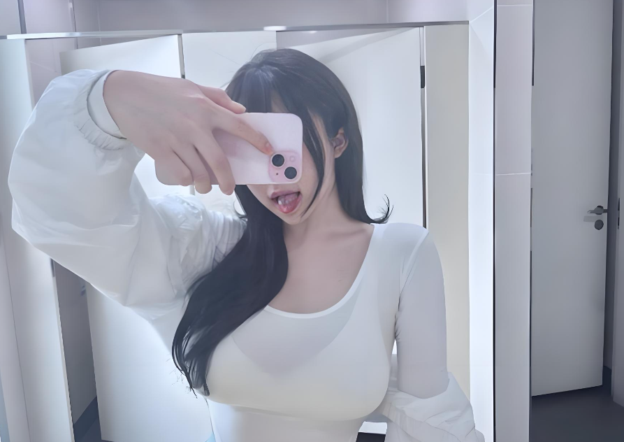 annisarach75089's tweet photo. #ㅈㄱ #수원 #ㄱㄷ 03이에요~ https://t.co/cu2hREKTW3