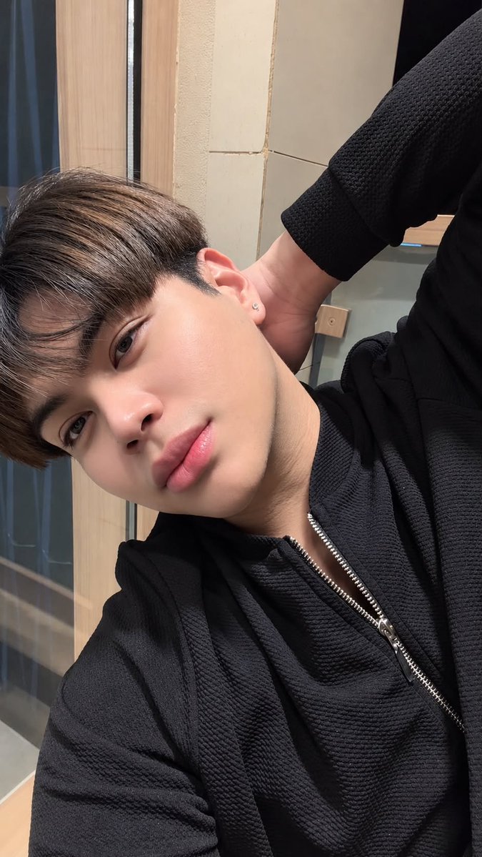 KianChanyr7k's tweet photo. Available now https://t.co/cNO0ErZYrg