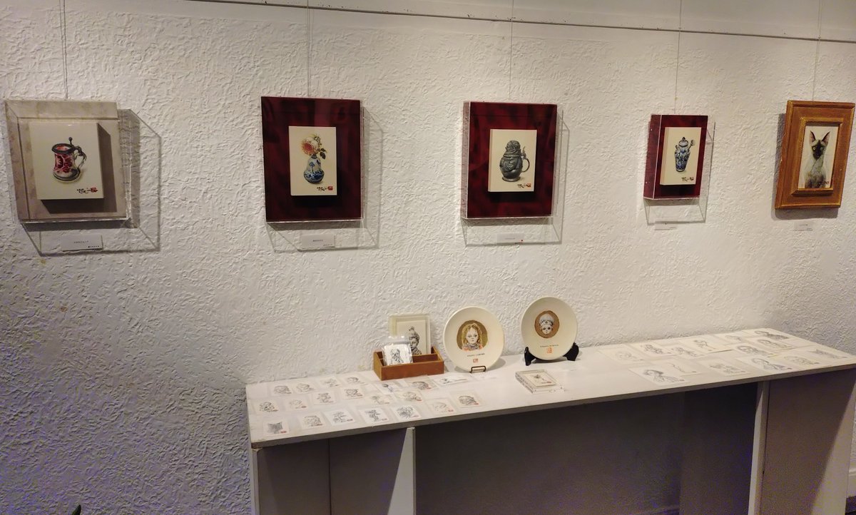 miki_osu's tweet photo. 銀座・奥野ビル601号室Galerie Laで今日から開催の小澤清人個展を見に行く✨
いろいろあって夕方になってしまったけれど、小澤画伯の素晴らしい作品世界にどっぷり浸ってつい長居をしてしまう😄
小澤画伯も在廊されていて興味深いお話を伺う😃
また見に行きたい✨✨
9月17日〜9月23日まで。 https://t.co/5Ac6LPd5Sv
