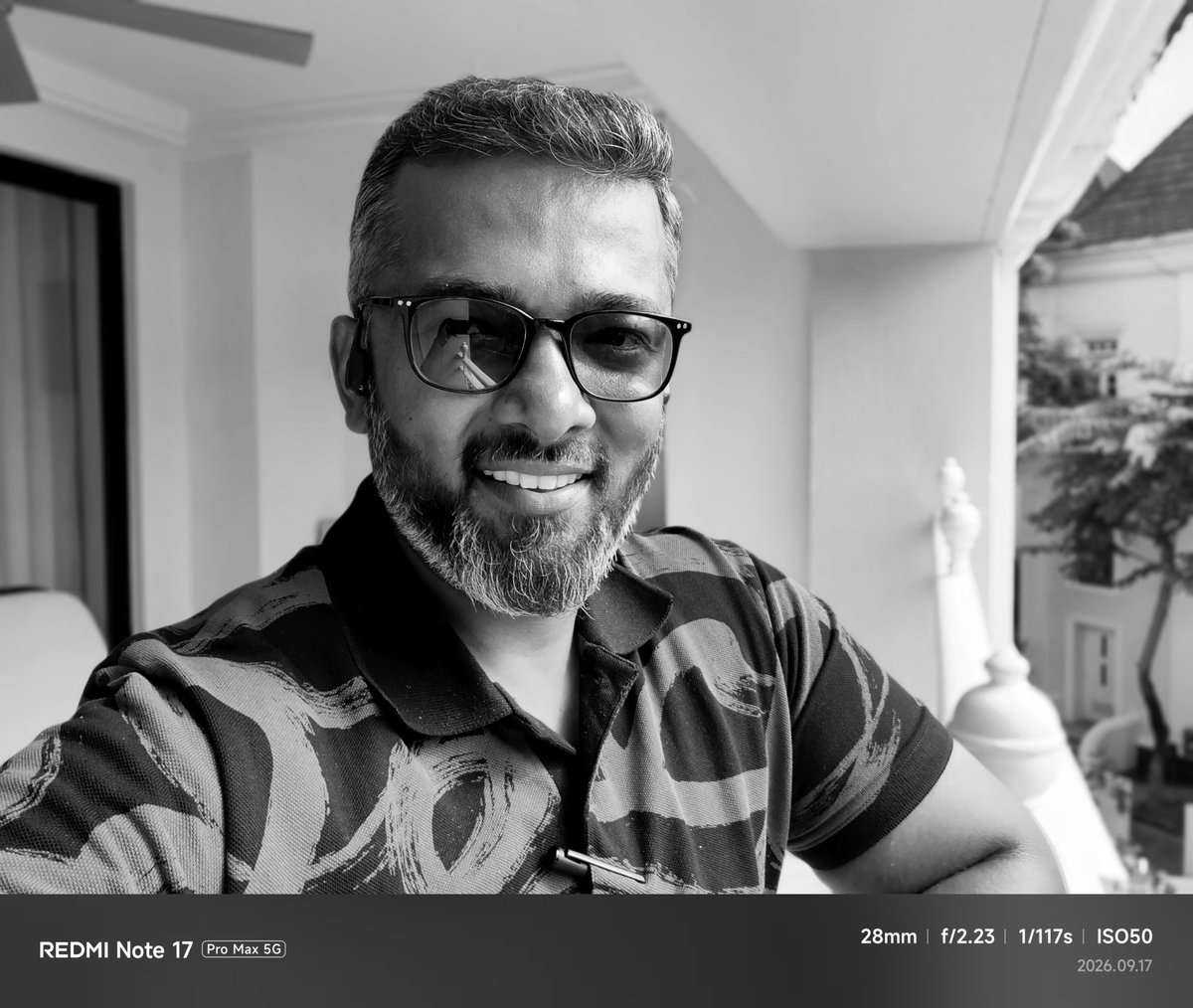 Siva_Bharani's tweet photo. This is why
We say
Location matters π€
Shot on #RedmiNote17ProMax #NoEdit https://t.co/Oa9PNaMKfu