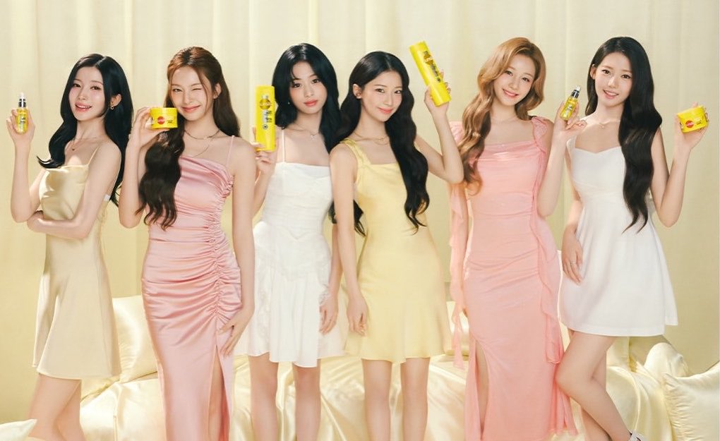 4everbabymon's tweet photo. not them looking more elegant for Sunsilk than for those red/blue carpet events omg 😭😭😭 https://t.co/xZSBgVDhrS