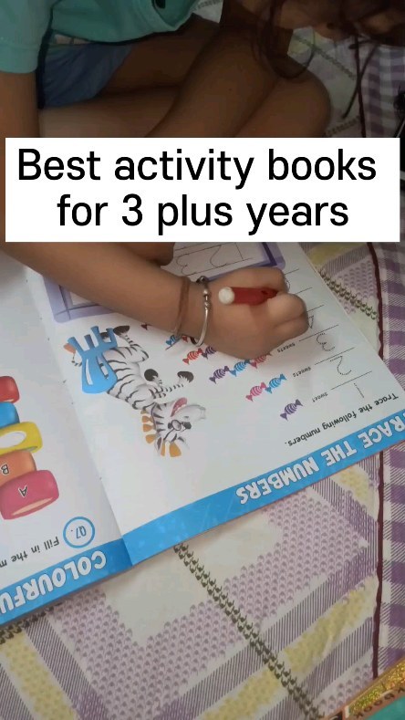 WillyM_13's tweet photo. Activity books are lifesavers! Kids learn so much from them! https://t.co/elSfmlHXJq
