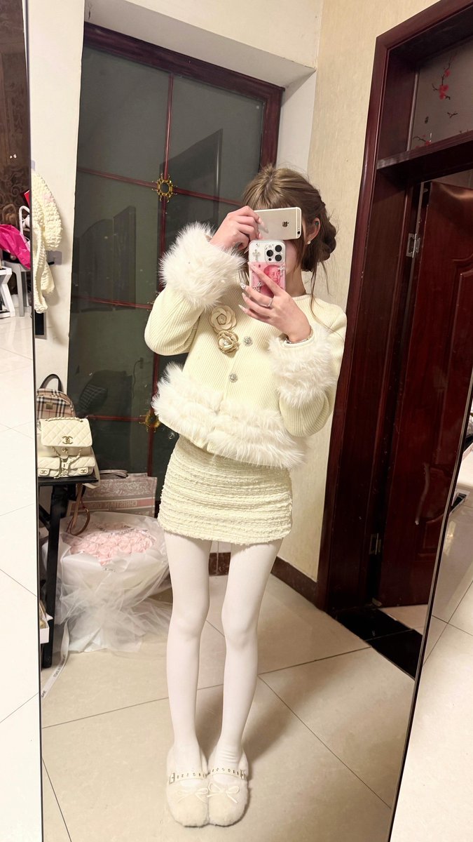 violent112rod4's tweet photo. 再等等我就能穿去年冬天最喜欢的这套衣服了 https://t.co/zslPSTpSwa