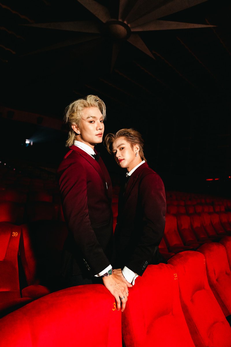 starclustersth's tweet photo. “โบ๊ท-โอ๊ต” นำทีมนักแสดงส่งท้ายทุกความทรงจำ ปิดฉากซีรีส์ “KNOT” อย่างยิ่งใหญ่ พร้อมประกาศจัดงาน Fanmeeting Tour เตรียมพบแฟน ๆ ทั่วโลก!
#KNOTseries
#BoatYongyut #OatPasakorn #BoatOat #MflowEntertainment
#KNOTFinalPremiere #KNOTseriesEP12 #KNOTFinalEP
อ่านข่าวและดูภาพเพิ่มเติม >>https://t.co/6iAgLEhcbn