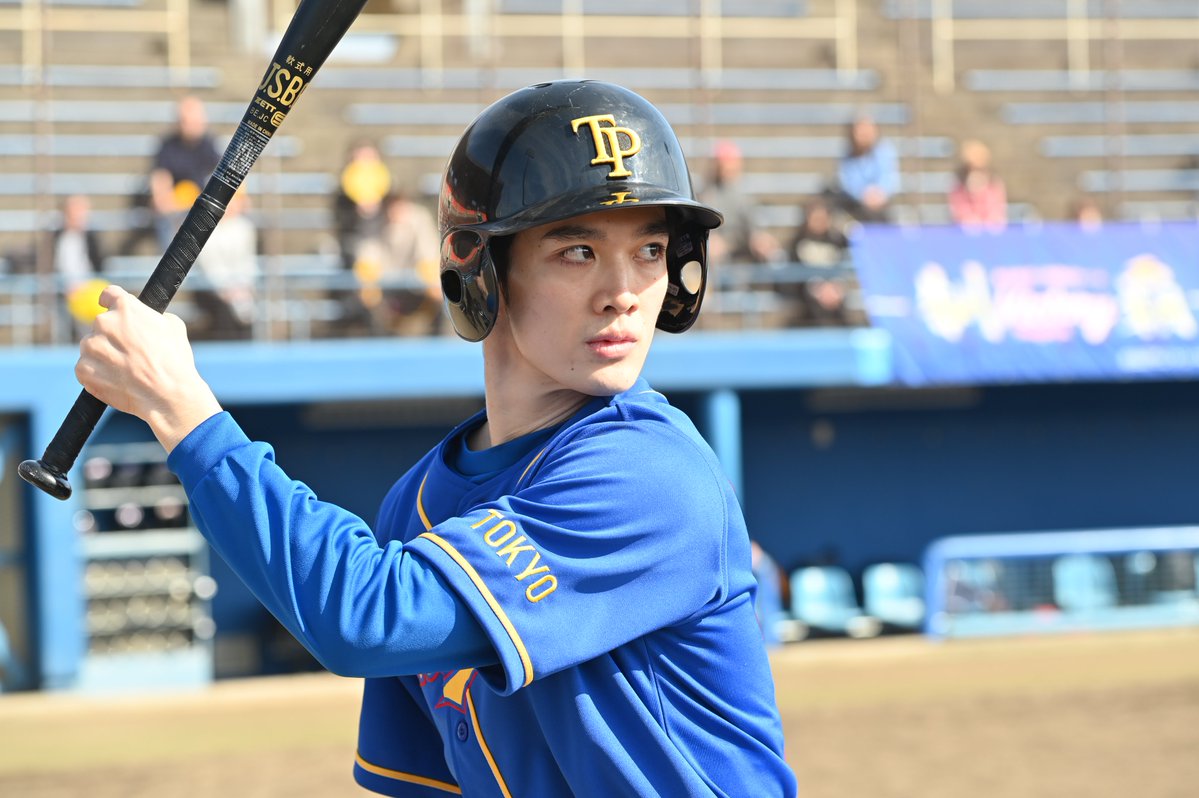 4out_movie's tweet photo. ❖━━━━━━━❖
　#映画4アウト
　場面写真解禁 
❖━━━━━━━❖

#相葉雅紀 さん演じる監督・矢上と
個性豊かなチームメンバーを捉えた場面写真📸

選手役には、オーディションで選ばれた【実際の障害者野球選手や障がいをのあるキャスト陣】が集結

相葉さんが現場でも「監督！」と慕われる抜群のチームワークで描く、本気のプレーと熱いドラマにご注目ください⚾

📄全写真は公式サイトニュースでチェック
https://t.co/WqnEjxnSLa

『4アウト ─もう一度、プレイボール─』
11月6日(金)公開
