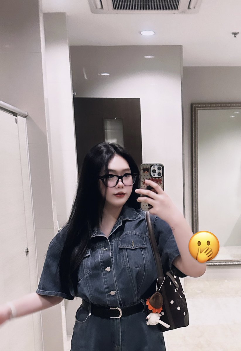 NADIAgmge's tweet photo. 🐼🖤

#สาวอวบ 
#ร้อยเอ็ด 
#ร้อยเอ็ดในเมือง https://t.co/xVT3XC0xv6