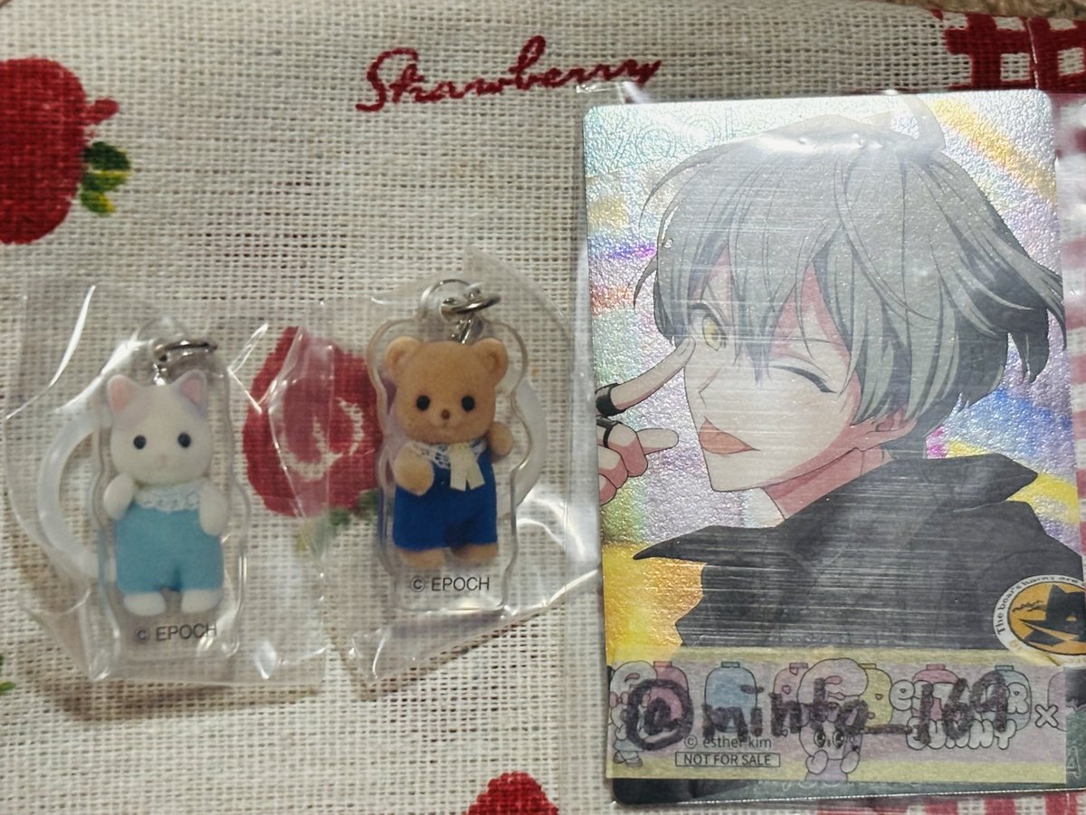 minto_169's tweet photo. シルバニア ガチャガチャ  赤ちゃんリングチャーム 交換

【譲】 1枚目
【求】パフィちゃん

池袋にて手渡しまたは郵送可能です
難しいと思いますがよろしくお願い致します https://t.co/JYSK06Zmxc