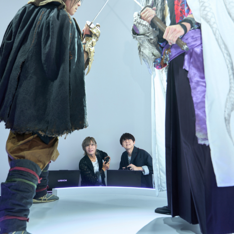 LEGION_JP's tweet photo. #TGS2026 初日から、レノボのブースが熱かった！
9/19(土)からの一般公開が待ちきれなくなりそうな写真をお届けします📸

岡本信彦さん・梶裕貴さんが『鬼武者 Way of the Sword』特別体験に来場👹
TGS出展記念セールもスタート🪂

#LenovoLegion #鬼武者WS https://t.co/N1pIX65xQE