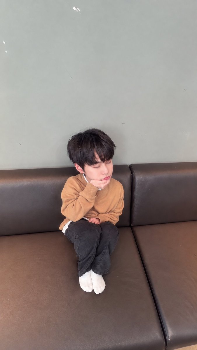 cutydy0201's tweet photo. 도영이 해봤는데 ㅎㅎ 아 귀여웡~~~~~~~~~~ㅠㅠㅠㅠㅠ https://t.co/co2dVaGrm3