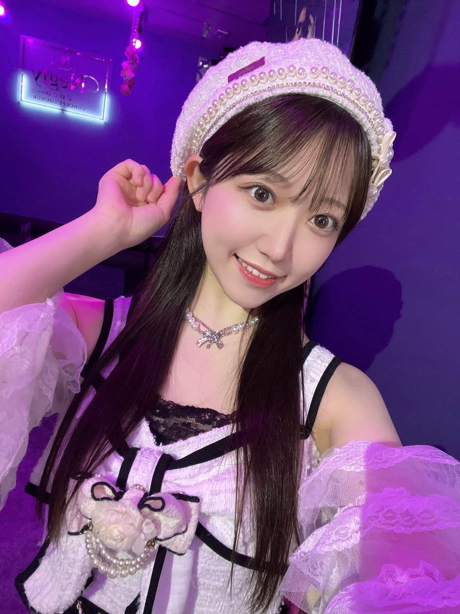 moe_alcohol02's tweet photo. 【9月出勤日】
17日（木）19:00-23:30
💓
19日（土）18:00-23:30 デート服
20日（日）19:00-23:30 制服
22日（火）18:00-23:30 彼シャツ
23日（水）18:00-23:00 パジャマ
💓
26日（土）18:00-23:30
27日（日）19:00-23:00
#歌舞伎町コンカフェ  #新宿コンカフェ #コンカフェ https://t.co/qLj0IX54n4