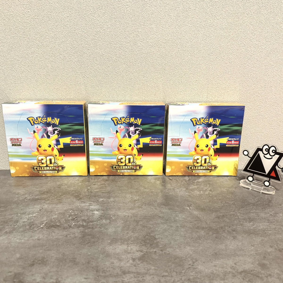 musou_TCG's tweet photo. 🎂🎁ポケカ30周年プレ企画🎁🎂

『30th CELEBRATION』
【1個】を抽選で【1名様】にプレゼント🥳✨

【応募方法】
🔸フォロー
❤️この投稿にいいね
🔁リポスト
📣「#トレカ無双」をつけて
引用リポストで当選確率UP🚀🌟

#トレカ無双
#プレゼント企画 https://t.co/oFU2wRhtpE