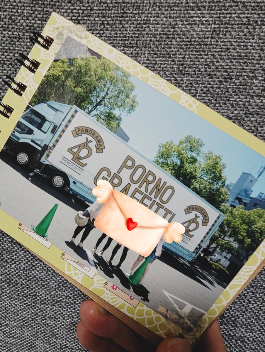 pgahsojtmk's tweet photo. ポLIVEで仲良くなった島根っ子二人組を捜しております。
連絡先が分からなくなってしまって😭
知らぬ土地で仲良くなって土地案内までしてくれたのですが、アルバムを見付けて今どうしてるか気になってます🗺
ポル友さんの力をお借りして、見付かれば嬉しいなとポスト失礼します🙏
#ポルノグラフィティ https://t.co/HjJwVYoAur