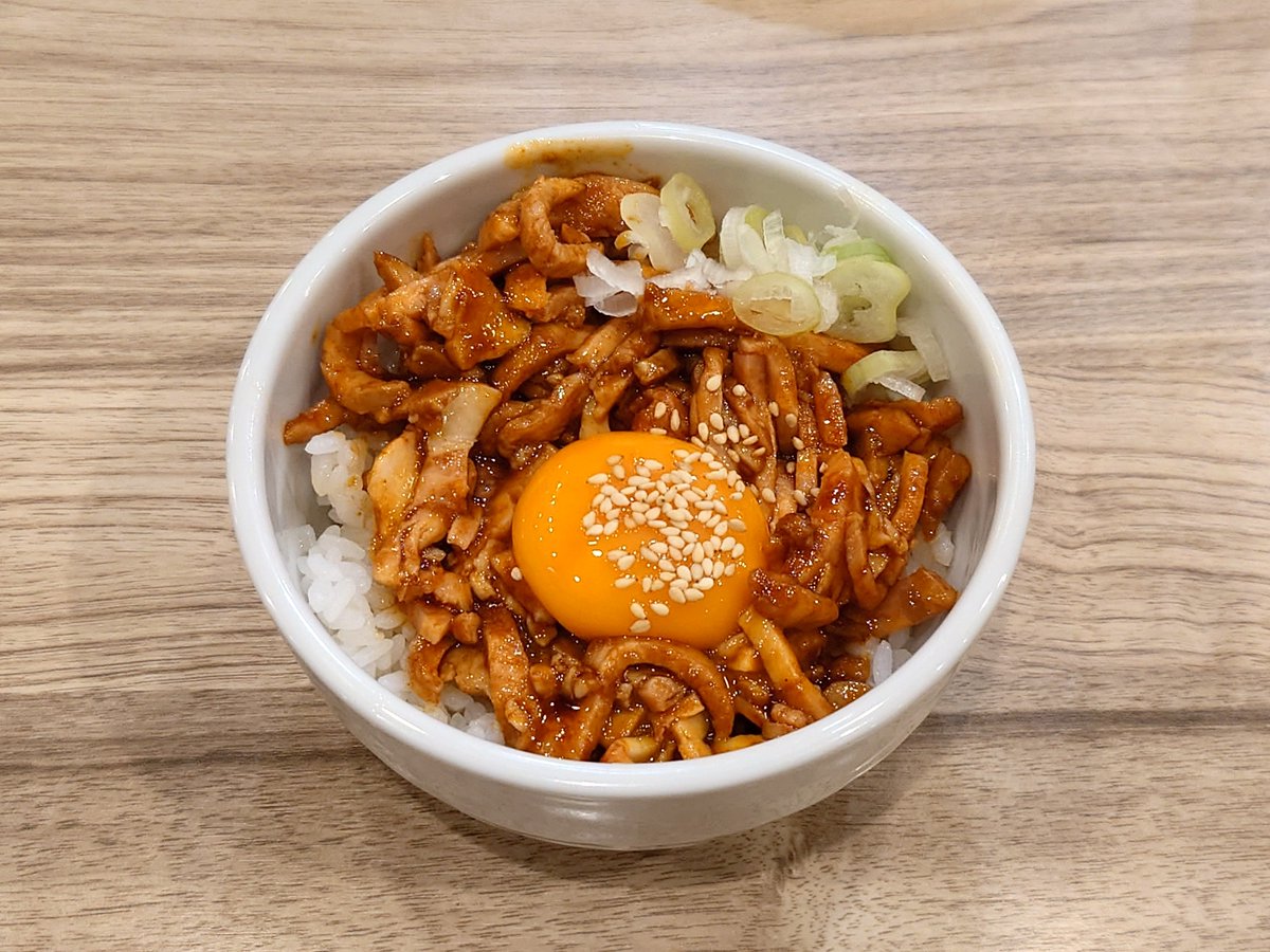 ix1213123's tweet photo. くじら食堂 nonowa東小金井店@東京都小金井市梶野町:「東小金井」駅
@ks01540154 / #くじら食堂
2026年09月17日18:44

特製 味噌つけ麺 ¥1,370
　►並盛り / 大盛り
ユッケごはん ¥450 https://t.co/htcNP4GCRK