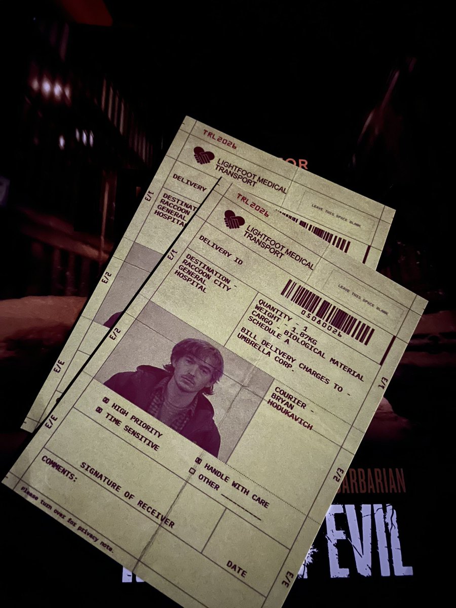 k0kushibo's tweet photo. movie merch #ResidentEvilㅤ https://t.co/8jlxMO7k7I