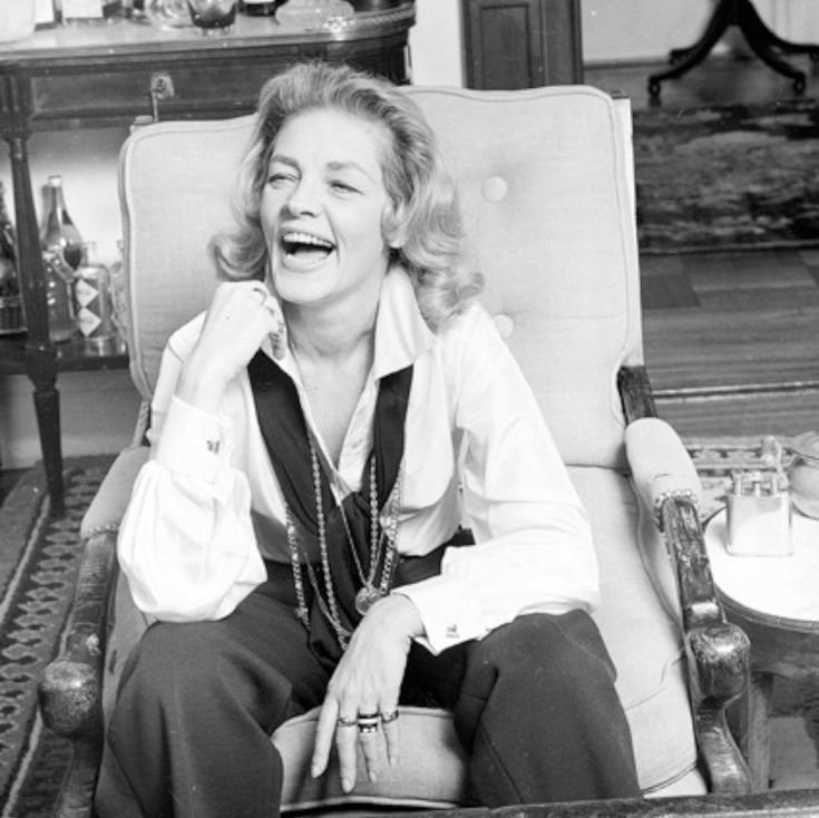 iillyxn's tweet photo. lauren bacall in a suit... that's it https://t.co/6wkF0zA6MX