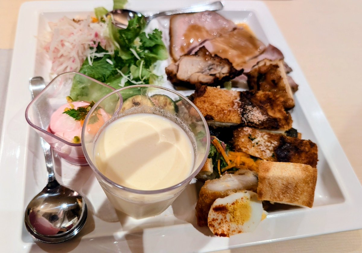g_sashinaga's tweet photo. 緑さんにご馳走になりました×3🍽️ https://t.co/mLw8ktNSmT