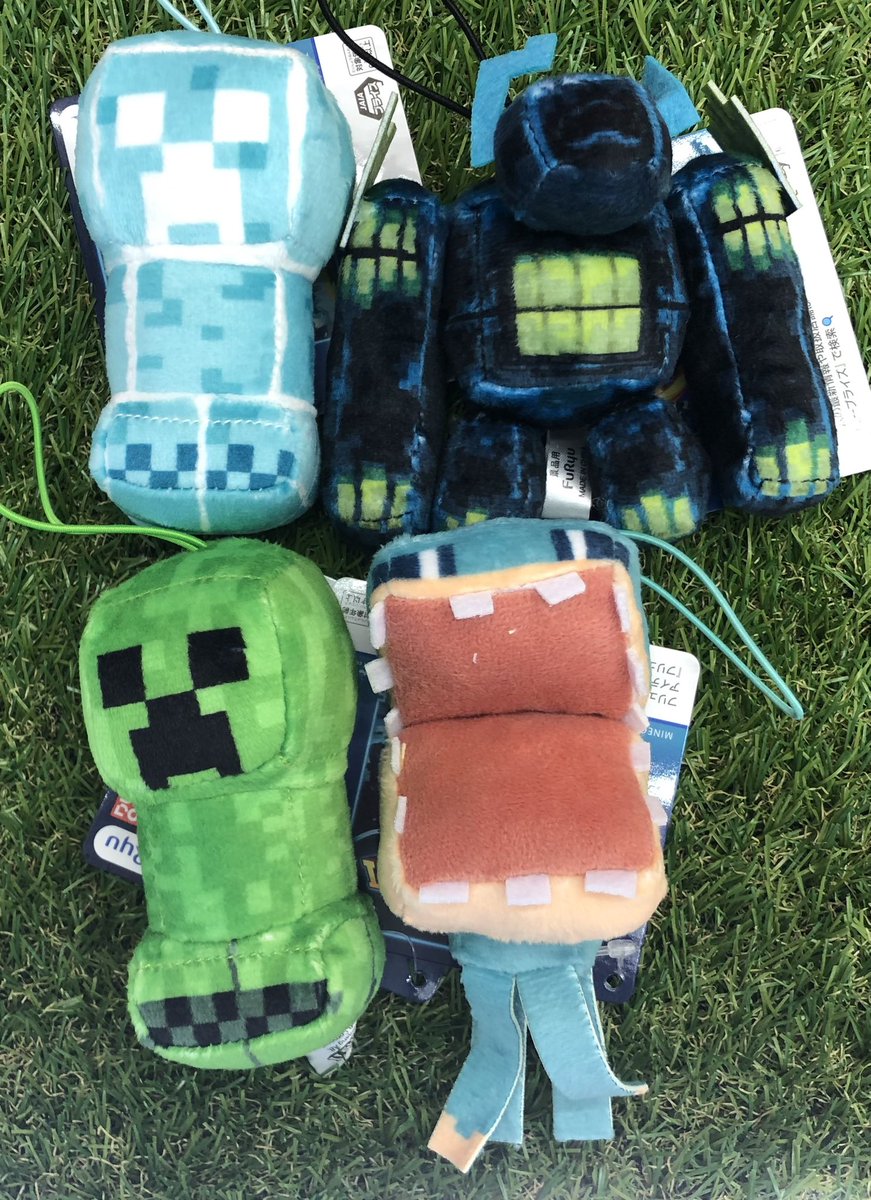 GiGO_Kitami's tweet photo. ⛏️マインクラフト ダンジョンズ2
×GiGO⛏️

本日9/17(木)より、
#GiGO 限定プライズに
#マインクラフトダンジョンズ2 が登場‼️

更に対象クレーンゲーム機に500円投入で
「ホログラムステッカー」をプレゼント🎁

詳細は引用RTをチェックしてね✅　
#マイクラ #minecraft  　#minecraftdungeonsII https://t.co/lEAFhRD1bM
