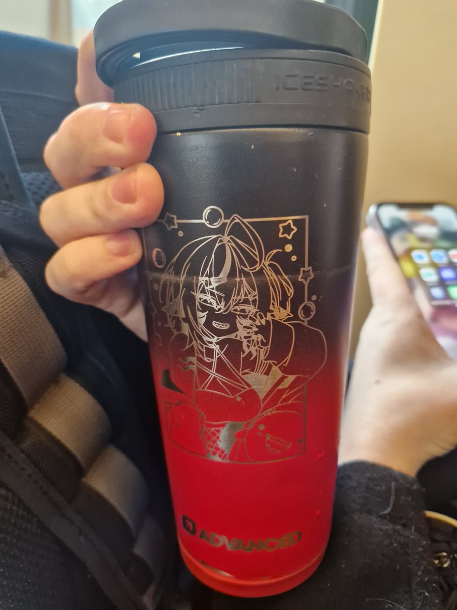 CarbitsChaos's tweet photo. @MiyaMareena If it helps you're coming in spirit via partners shaker cup (just ignore how scuffed up it is, they use it all the time for work) https://t.co/bXOYmZ8zbN