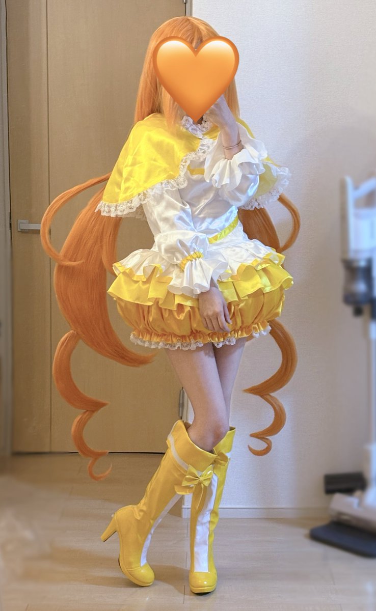 ch_z_z_'s tweet photo. キュアミューズのウィッグ3日でここまで完成した！！！
まだ途中経過だけどシルエットが既に超可愛くてはっぴー🎶🎶 https://t.co/2MmAfBUSgw