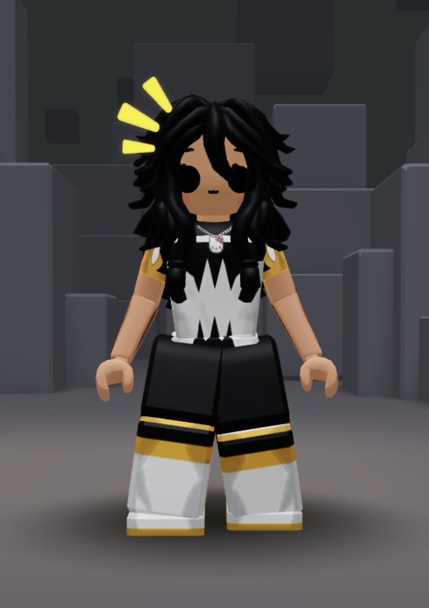 acervosero's tweet photo. minha skin do sero fem ! 🤍 https://t.co/lhwjb6aXJy