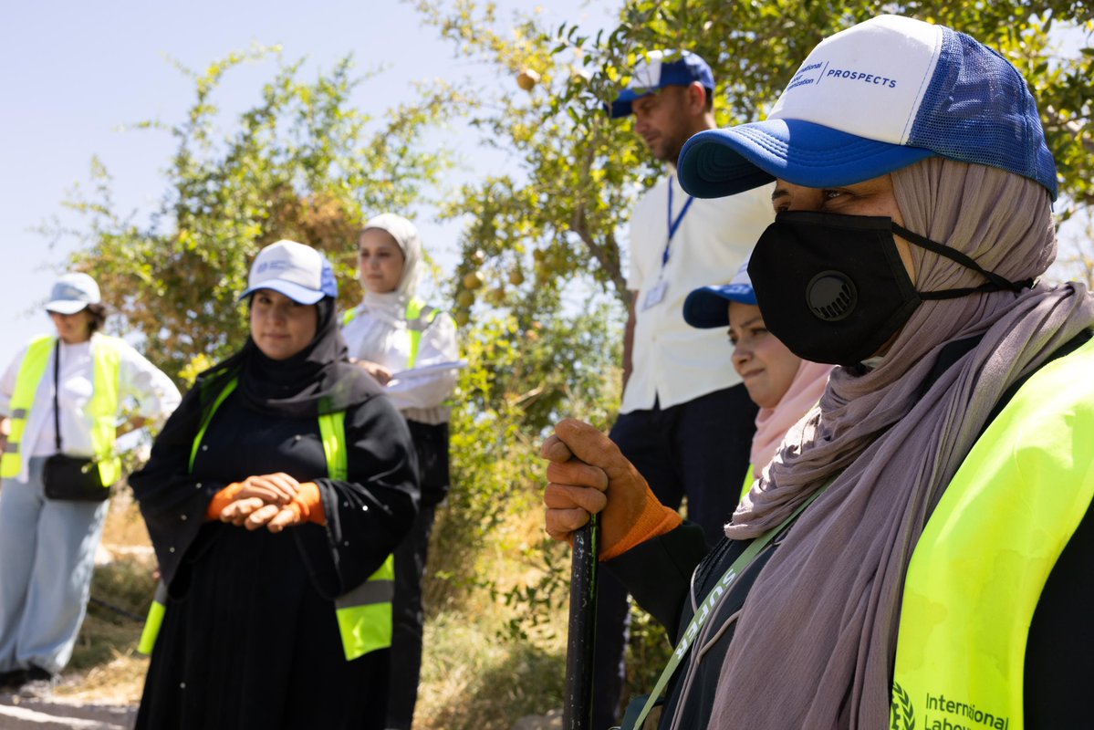 IloProspects's tweet photo. @iloarabstates @dutchmf @NLinJordan What will the intervention achieve?
✅215 workers employed
✅13,380 workdays generated
✅70% Jordanians and 30% Syrians
✅At least 30% women and 5% persons with disabilities
✅3,193 metres of irrigation canals
✅800m³ of gabions https://t.co/GkrfeaWpTf
