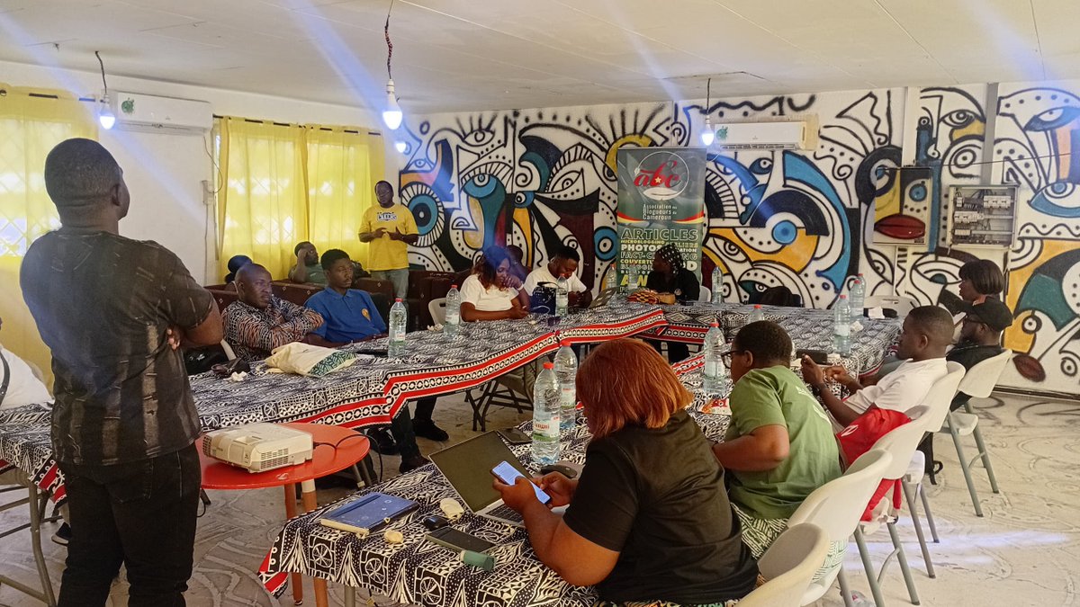 BloggersCM's tweet photo. @MikaelaMenga @Le_TDK Depuis jan 2026, @BloggersCM a organisé la campagne d’articles « #MaCAN », l’initiative ABC Care consacrée à l’autisme et le Sommet des Blogueurs du Cameroun sur le thème « Blogging et Santé ». Sans oublier les collaborations institutionnelles.
#BlogueursduCameroun #AGABC
2/3 https://t.co/RhKTiFw1GI