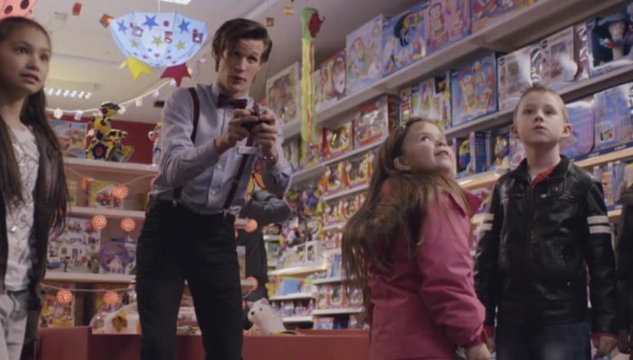 DoctorWhoPix's tweet photo. Closing Time #DoctorWho #DrWho https://t.co/PZPbAmApZx