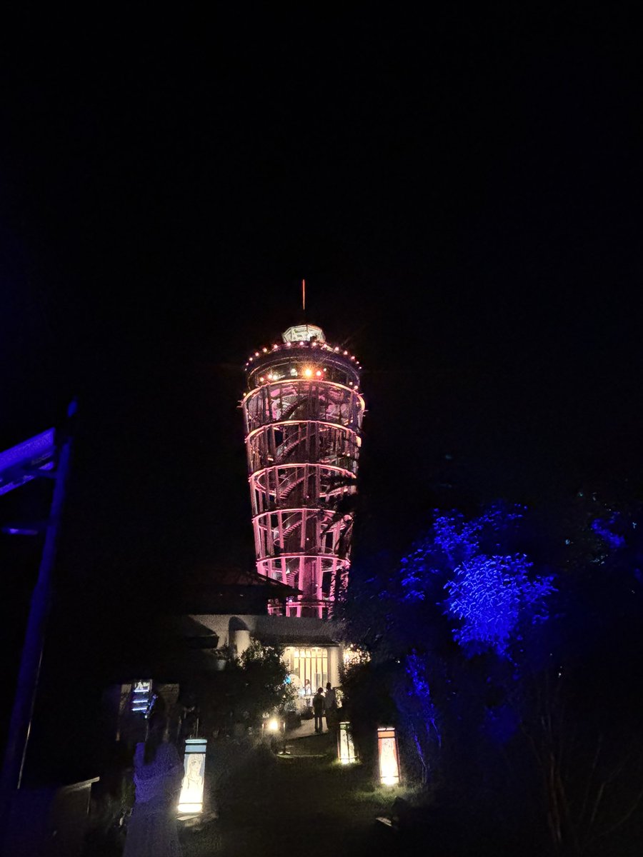 Etarnal_wind's tweet photo. 灯籠のイベントが終わるから来た https://t.co/7qIiuHLfMa