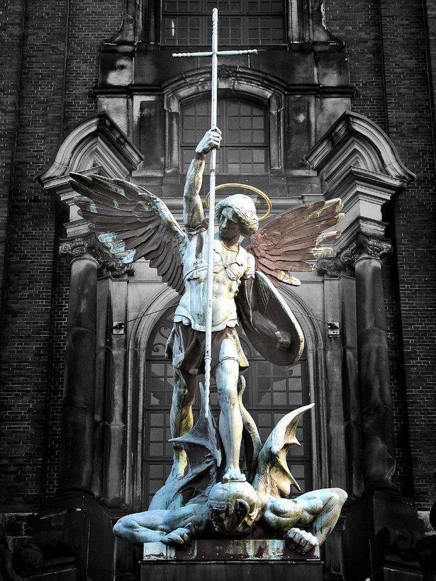 PrayTheRosary's tweet photo. St. Michael the Archangel, defend us in battle https://t.co/viEnIH5tZb