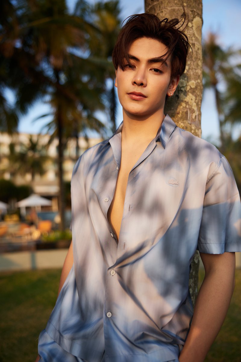 mayaonline2002's tweet photo. “จุง อาเชน” #JoongArchen ร่วมเฉลิมฉลองโลกของ Padel ระดับเอเชียตะวันออกเฉียงใต้ที่ Lacoste จัดขึ้นพร้อมกิจกรรม Padel Clinic สุดเอ็กซ์คลูซีฟ 

โดยรวบรวมเหล่าคนดังจากหลากหลายประเทศในภูมิภาคเอเชียตะวันออกเฉียงใต้ มาร่วมสัมผัสประสบการณ์ของ Club Lacoste Bali และถ่ายทอดโมเมนต์แห่งการพักผ่อนริมทะเลบาหลี ณ Club Lacoste Bali 

#Lacoste #LacosteTH #จุงอาเชน