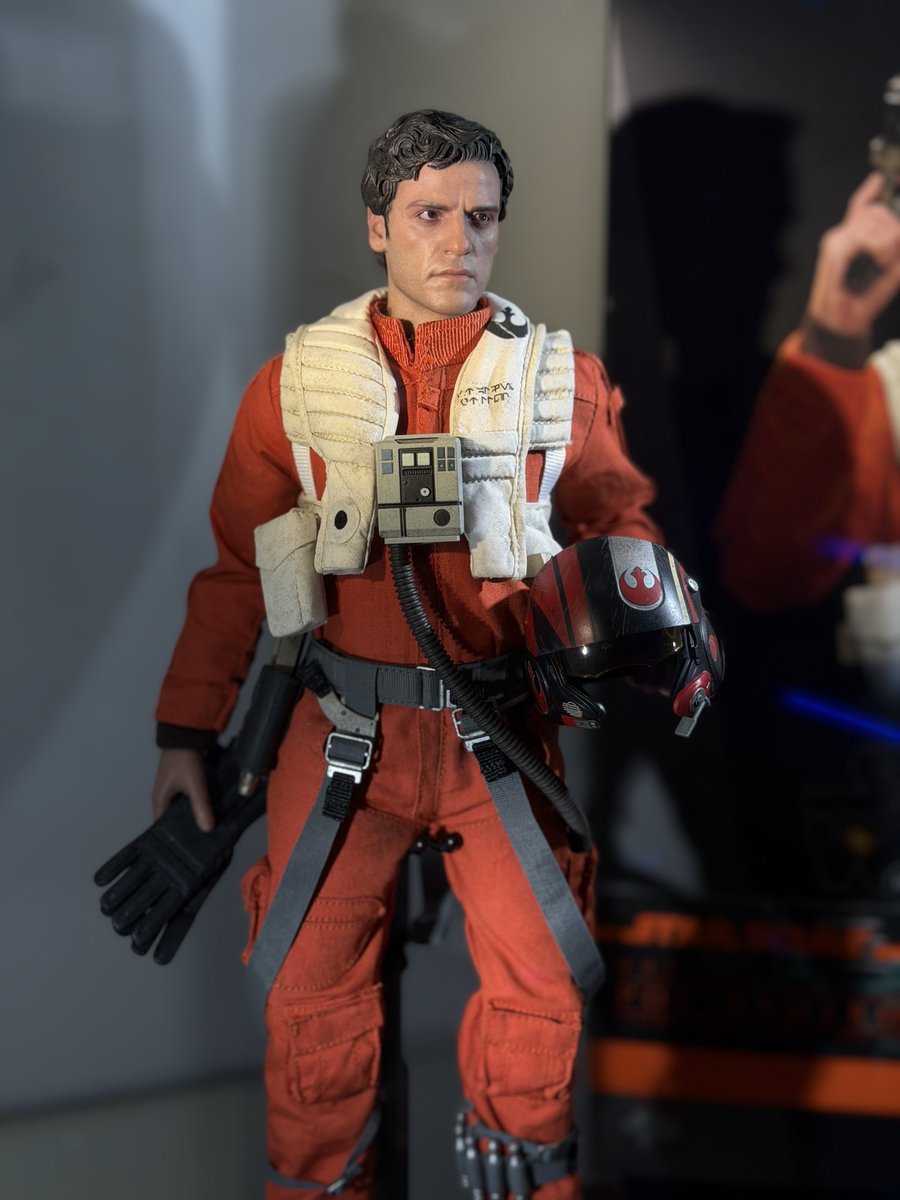 6thscale_KaWu's tweet photo. Some pics of the final product of Hot Toys Star Wars: The Force Awakens - Poe Dameron

Part 2

#PoeDameron #StarWars #TheForceAwakens #HotToysCollectibles https://t.co/NeBqy0heLE