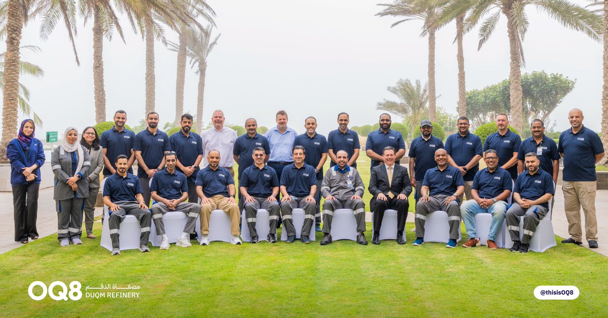 thisisoq8's tweet photo. يستمر برنامج «إرادة» لتطوير القيادات في مصفاة الدقم، ضمن رحلة صُممت لتعزيز القدرات القيادية والارتقاء بالأداء المؤسسي، انطلاقًا من أهمية القيادة الفاعلة في بناء بيئة عمل تمكّن الموظفين من النجاح والتطور.

ويتجاوز البرنامج أساليب التعلّم التقليدية من خلال تجارب تطبيقية، ومحاكاة مواقف واقعية، وتغذية راجعة متعددة المصادر، بما يعزز قدرة القادة على اتخاذ القرارات بكفاءة وسرعة، وإلهام فرقهم، وتوجيهها نحو رؤية وأهداف مشتركة.

OQ8’s ERADA Leadership Development Program continues its journey to strengthen leadership capabilities and enhance organizational performance, recognizing the essential role of effective leadership in creating a workplace where people can succeed and grow.

Moving beyond traditional classroom learning, the program combines practical experiences, real world simulations and multisource feedback. This equips leaders to make decisions with speed and confidence, inspire their teams and guide them towards a shared vision and common goals.