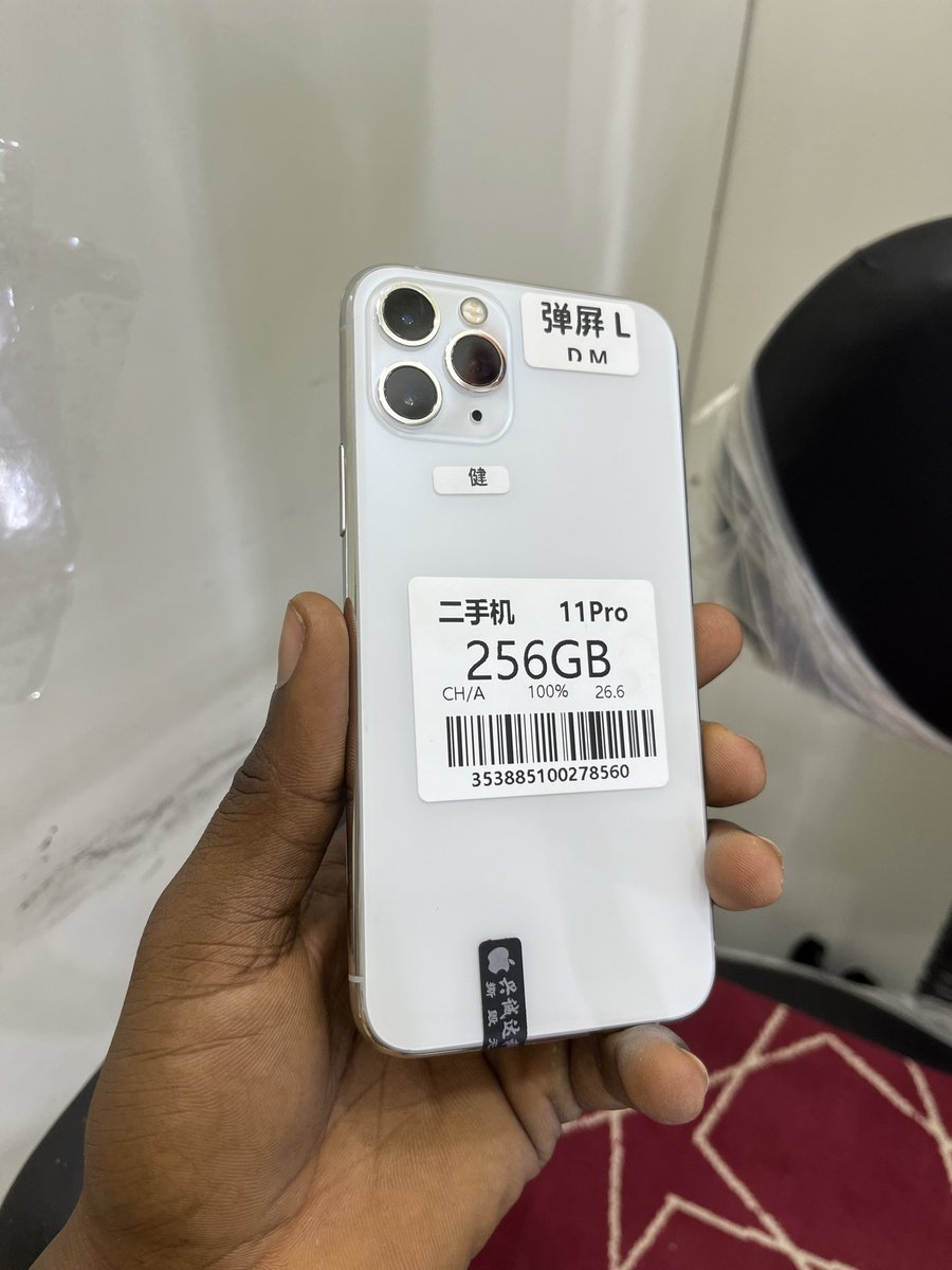 Asuffa_1's tweet photo. Original iPhone 11pro 256gb at good prices 🕊️ https://t.co/P3xB6aFDhg