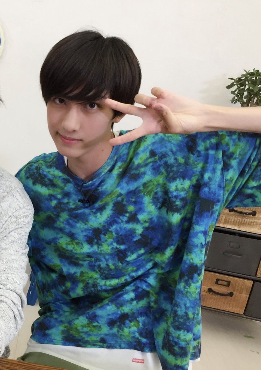 rho9vi's tweet photo. 10代からもう完璧✨ https://t.co/gVHCKZx8TW