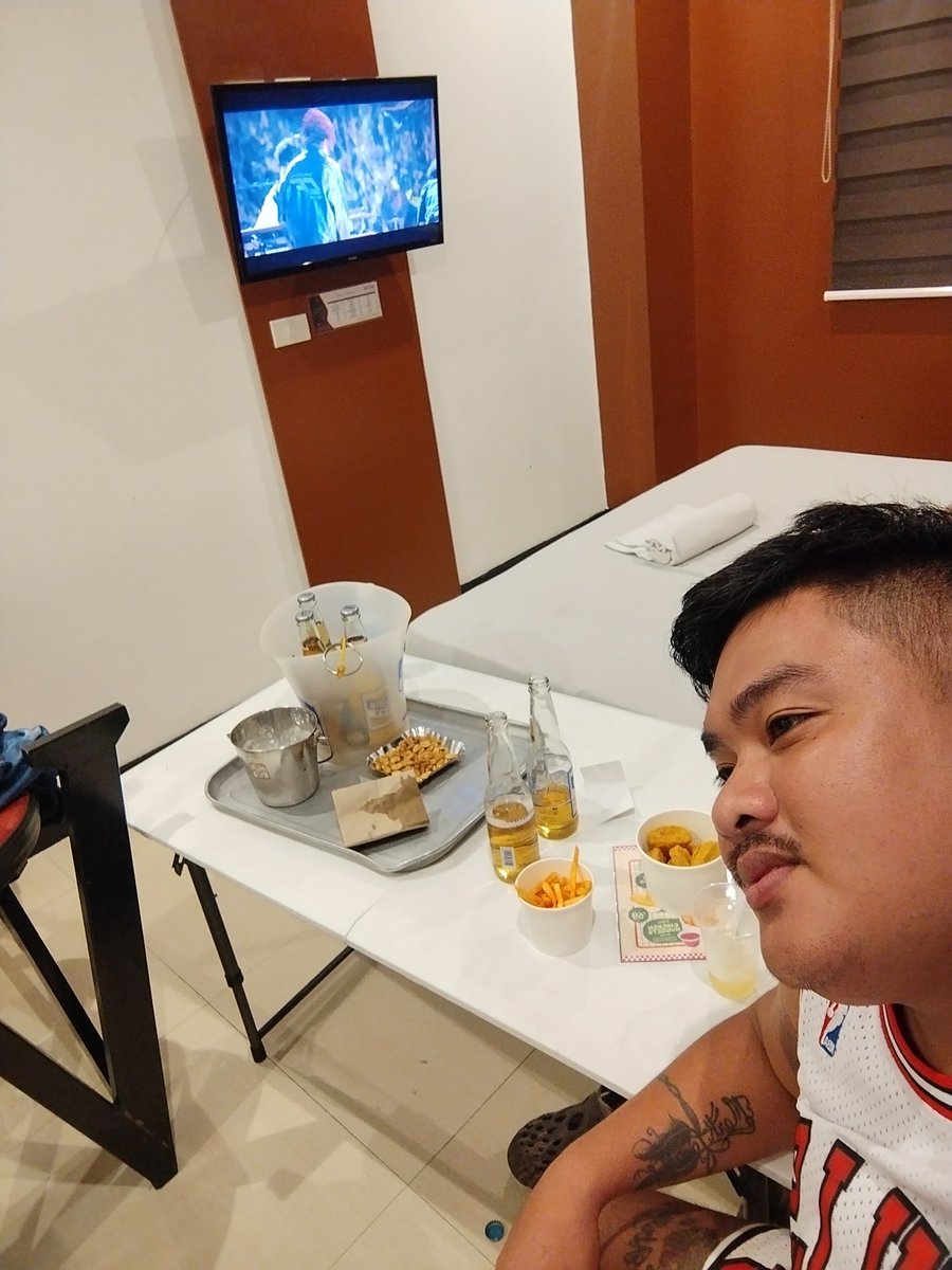 chubscute28's tweet photo. Sino taga alabang👌 https://t.co/Rzfzy4Ujsi