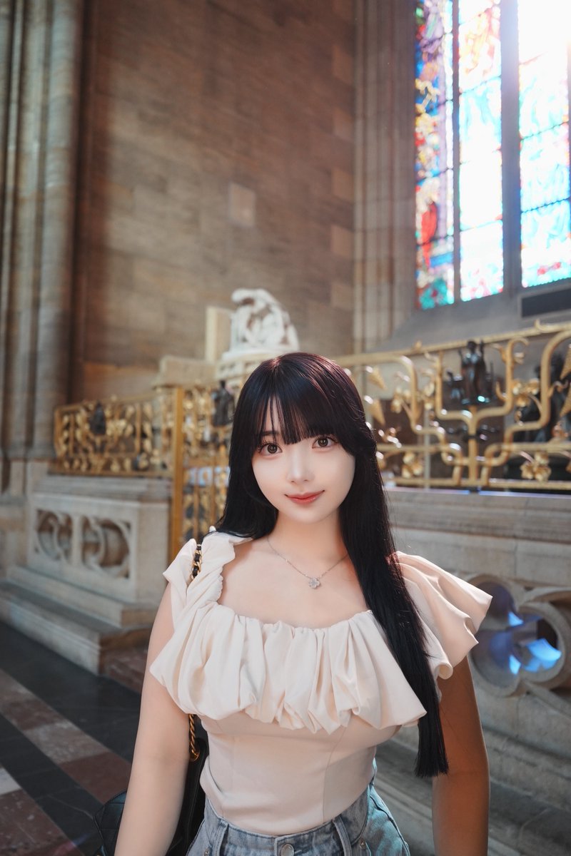 puutin_cos's tweet photo. プラハ城に行ってきた🏰✨️ https://t.co/ROOK5DuHw5